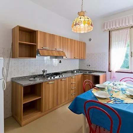 Апартаменты Adriatico - Big 2 Bedrooms, 2 Bathrooms Apartment- Agenzia Cocal