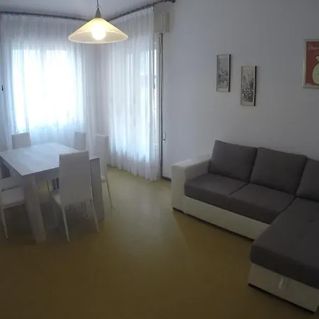 Adriatico - Big 2 Bedrooms, 2 Bathrooms Apartment- Agenzia Cocal Апартаменты Каорле